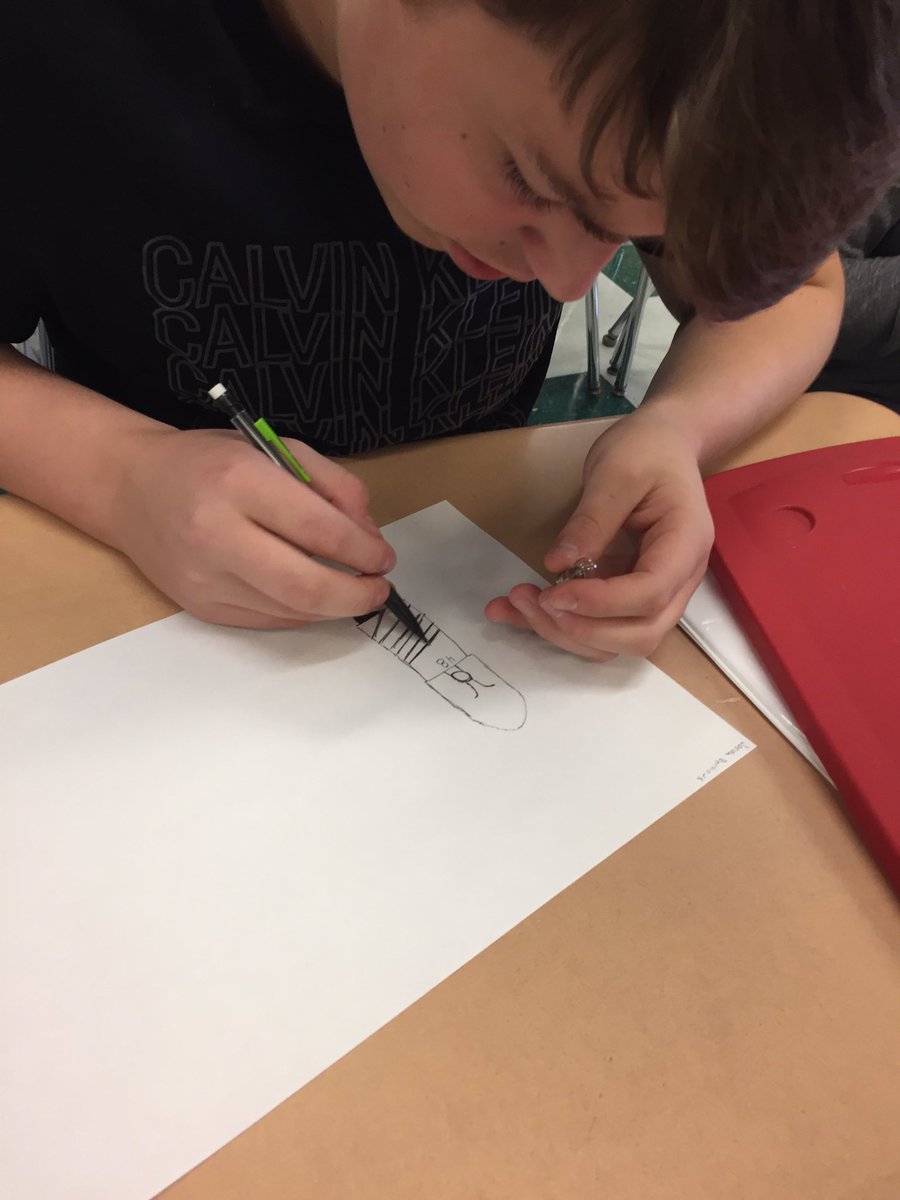 SciEdInnovator's tweet photo. Ss can't understand circuits as systems until they #lookclosely and #explorecomplexity. Light bulb parts purposes complexities 💡🔋🔌 #pzqvsd https://t.co/XelSUZLC10