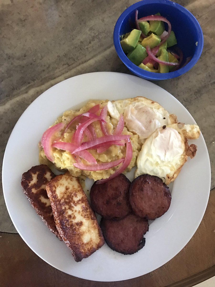 Cyn_Santana's tweet photo. Quiero tre golpe 😫😍 RT @Idelisss: Before and After 😍🇩🇴 https://t.co/YGPzdB42e7