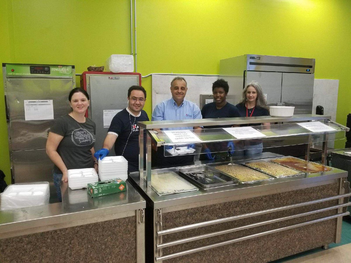 HarmonyEdu's tweet photo. Love to see our staff come together for #HarmonyRelief! This group is ready to serve hot meals at @HSI_Sugarland! #HarmonyStrong https://t.co/Ze0UBeh1LW