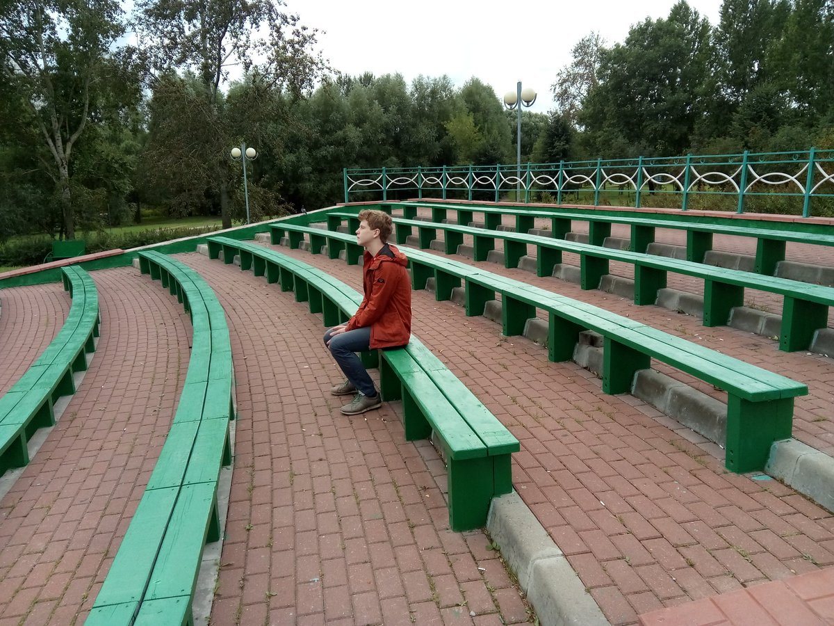 igor_PWM's tweet photo. Мои фоточки. Как круто, что я родился в век, когда есть куча приемов скрыть уродскую внешность 
#всеравнониктонепосмотрит https://t.co/vW0QDym8Ev