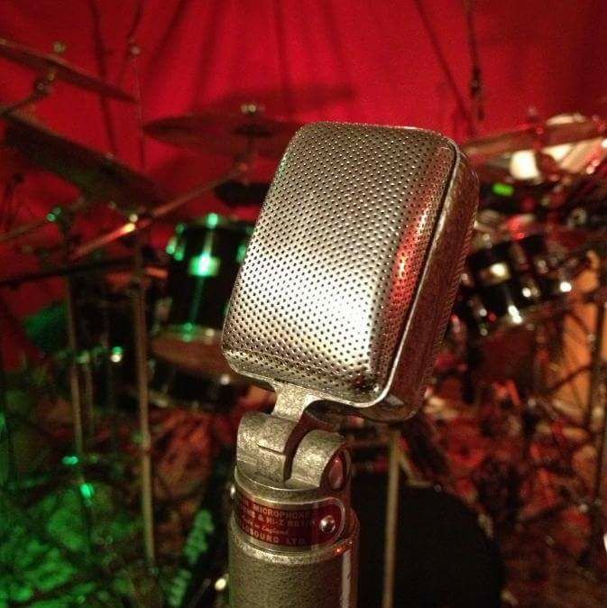 Reslosound (@reslosound) on Twitter photo Tack to Lennart Eijerstam from #Vänersborg #Sweden for sharing his good looking <a href="/Reslosound/">Reslosound</a> #RibbonMic #Studio #Drums #Drummer #Singer Tack to Lennart Eijerstam from #Vänersborg #Sweden for sharing his good looking <a href="/Reslosound/">Reslosound</a> #RibbonMic #Studio #Drums #Drummer #Singer