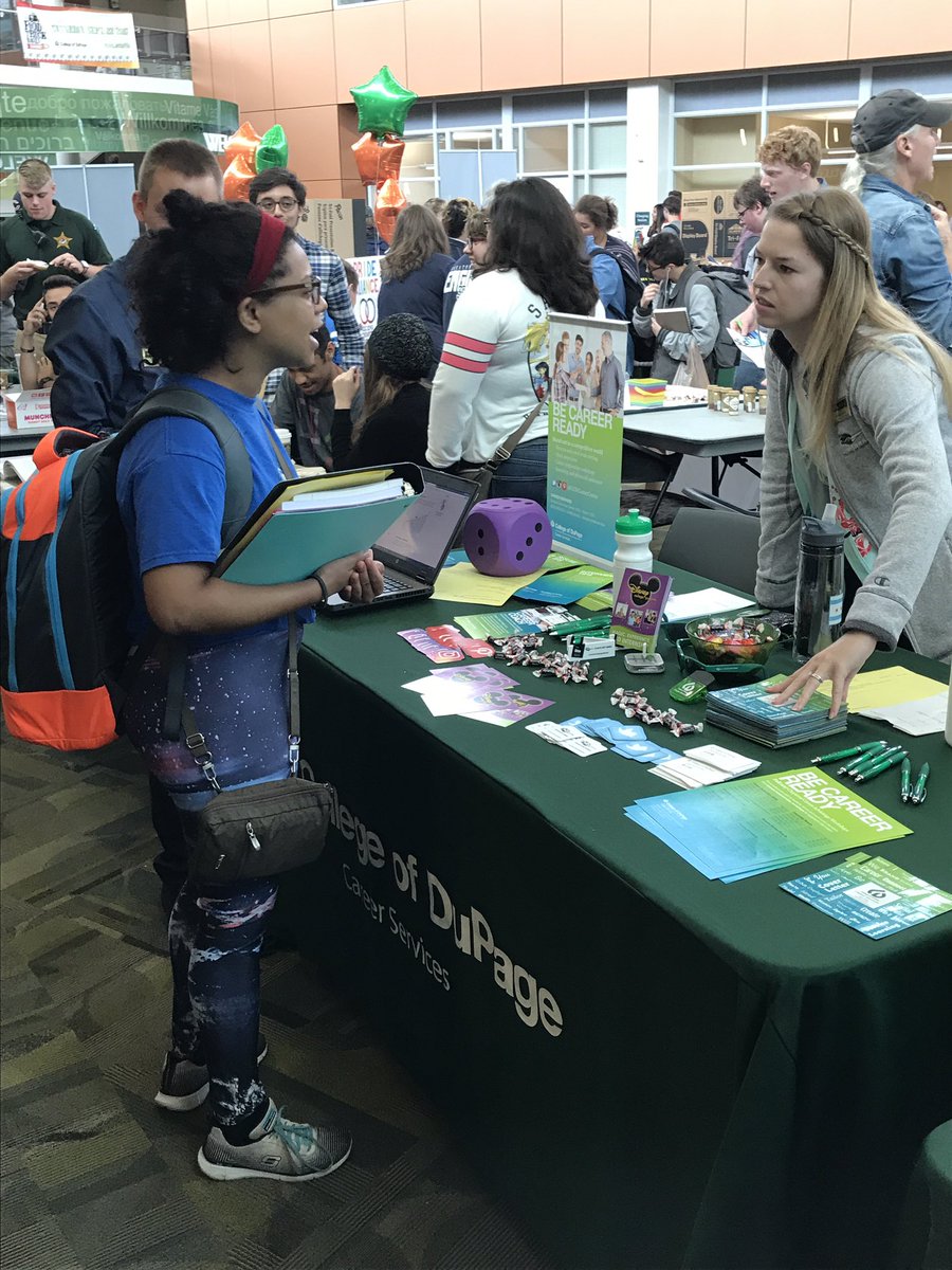 CODCareerCenter's tweet photo. Stop by and visit #CareerServices at the #StudentLifeFair for free candy and prizes! #BeCareerReady https://t.co/WDewrT6WTf