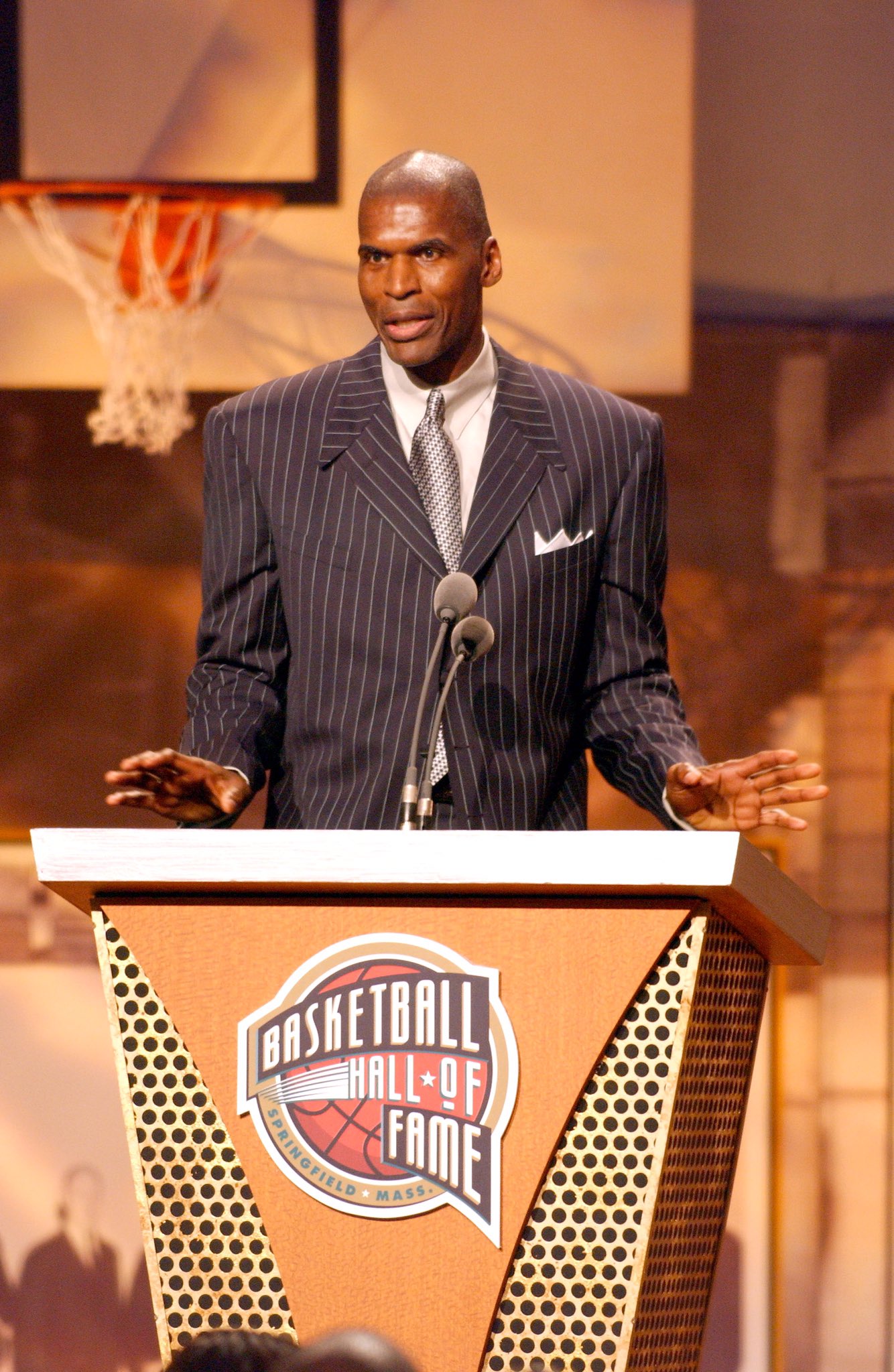 To wish Robert Parish a Happy Birthday! 