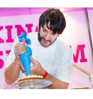 cookerycourses's tweet photo. Has #gbbo inspired you? Use the exclusive Seasoned code - SEASONED241, to get 2 for 1 @CakeandBakeShow tickets. https://t.co/bno7Pugo0O https://t.co/FE2t9I89gC