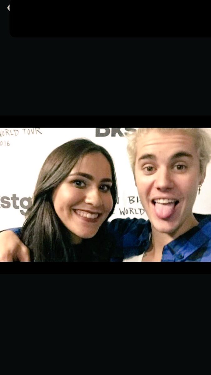 cileklidon's tweet photo. şarjım az var lanet olsun  #KCAColombia #JustinBieber https://t.co/JFiPYBZ5wk