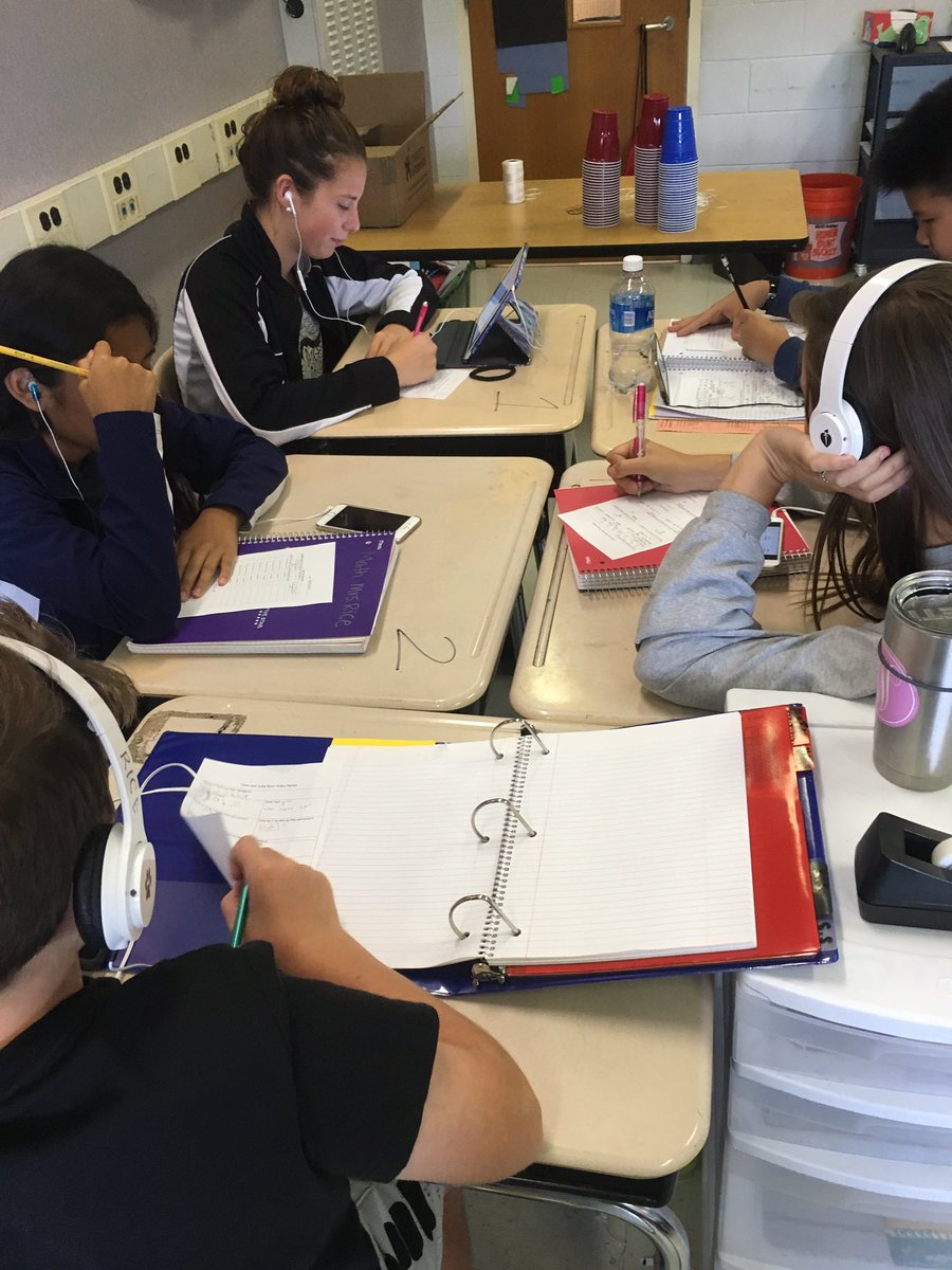 Rice_Math's tweet photo. Learning the right way to watch a flipped classroom video @flippedlearning #fliptraining https://t.co/n6NUWBF0cw