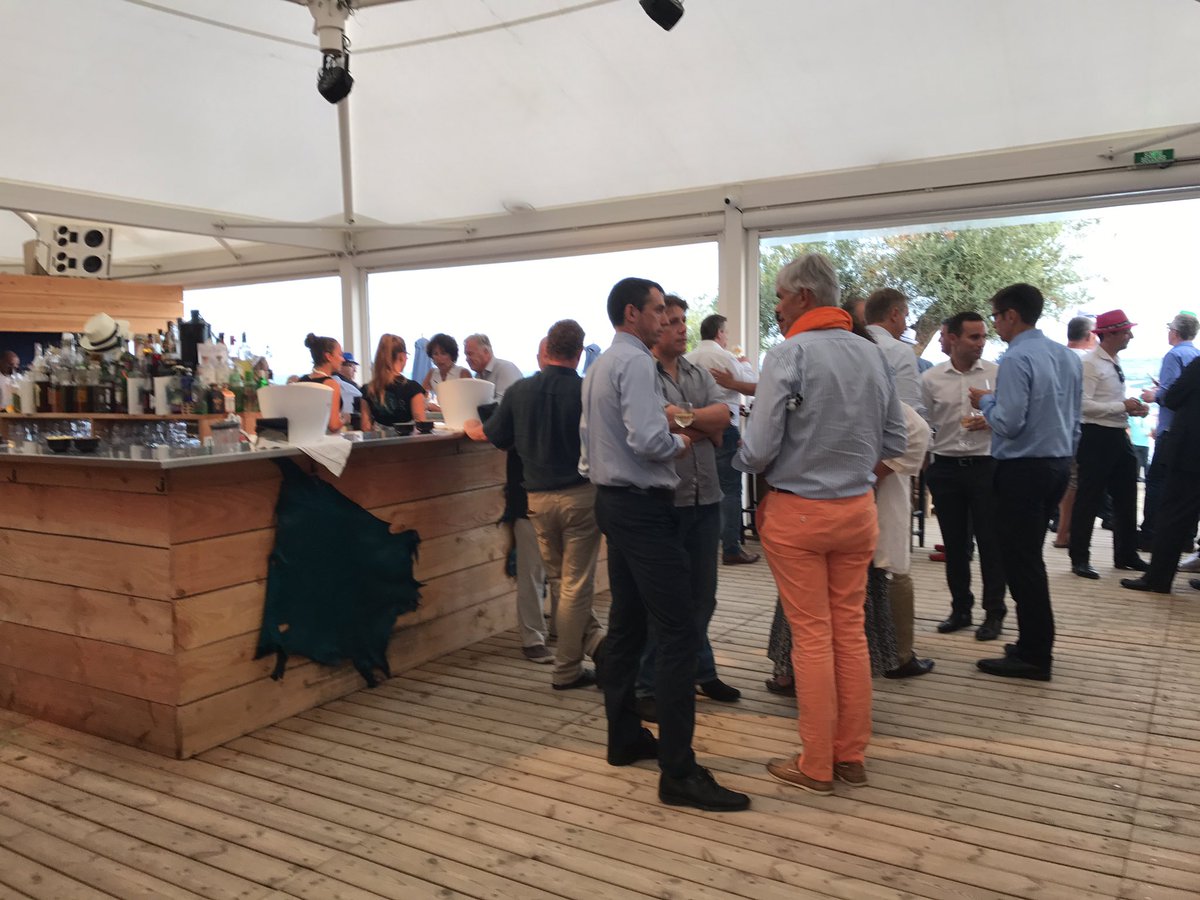GerentSybille's tweet photo. #ibmbpsym Bonne soirée 😎merci Azlan. @JCKNOERTZER @nsekkaki @KadriNajette https://t.co/DvykUx3fFc
