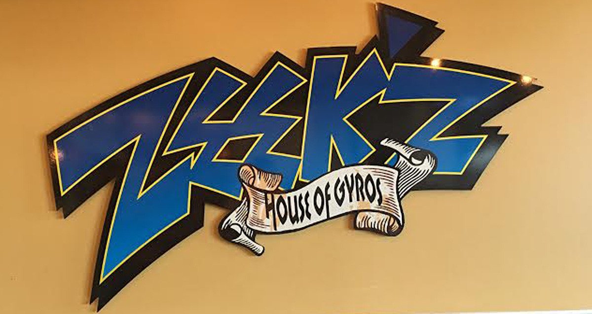 msperkspass's tweet photo. #Zeekz in #FlowoodMS offers a casual setting to relax and enjoy a famous gyros or shrimp pita mozz. More >> https://t.co/jzjCq5EHVh https://t.co/3W4tcJeL8F