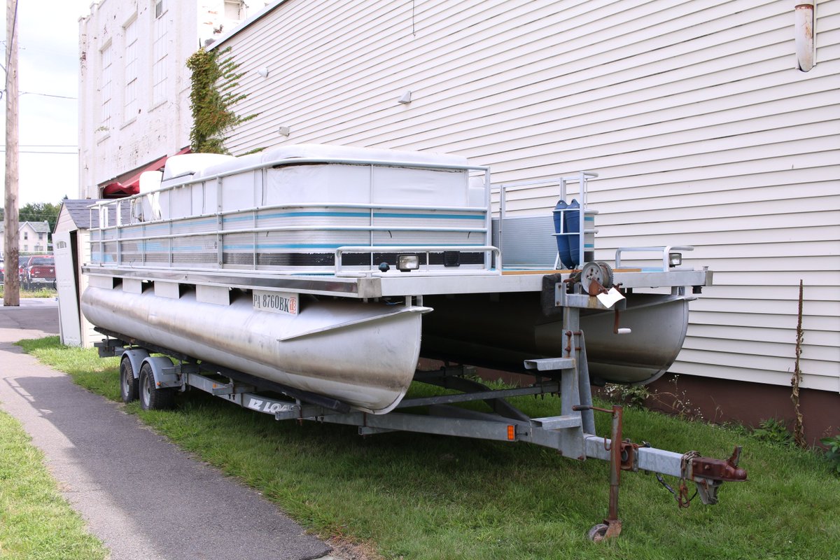 AuctionPa's tweet photo. We Have A Boat!
Up For Auction Next Week .
#harrisfloatboat #boat #floatboat #auction #scranton #scrantonauction #auctions #boats #bid https://t.co/ytSIMEhtIA