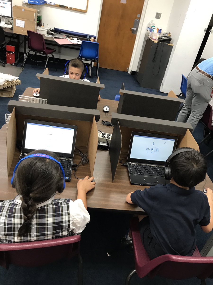 OMGCschool's tweet photo. New privacy shields for STAR testing #testingfidelity #backtoschool #CarholicSchoolPride @CatholicEdLA https://t.co/XHrTZKmYvS