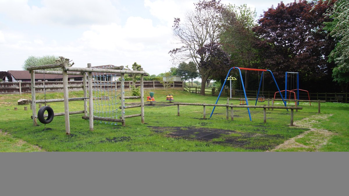 Nickydorman1's tweet photo. Our village play area is falling apart. Help us fix it by voting for us to win https://t.co/aWzXZwKAw5
.@GordaleNursery .@Ness_Gardens https://t.co/ghnfqVL5Pu