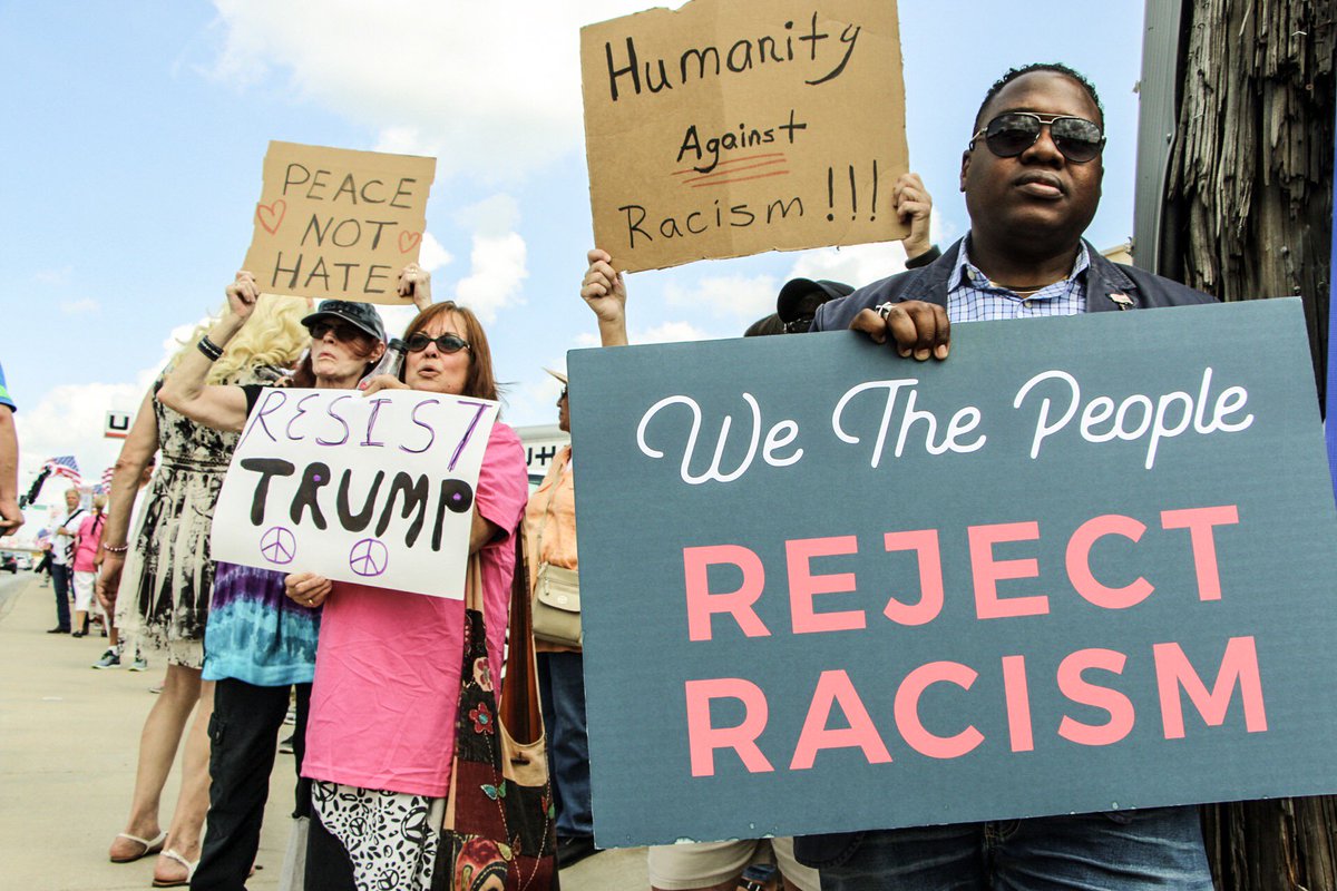 WorkingFamilies's tweet image. Trump's response to Texas floods? A tax cut for rich speech in another state. People of Springfield Missouri rising up now 📸 @tkocreative