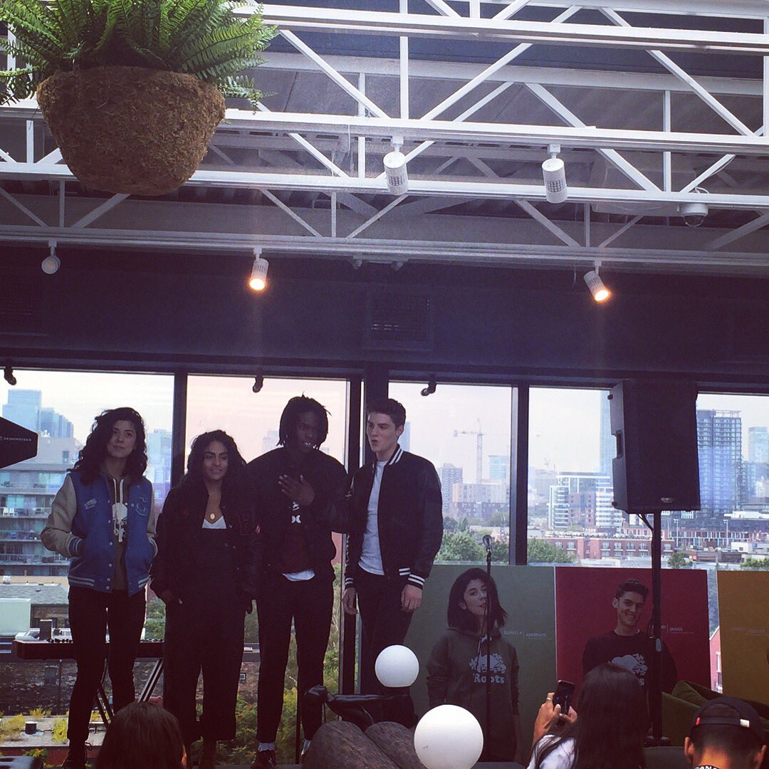 BlueAntPlus's tweet photo. Thrilled to be a part of this amazing event today! Our team produced the Live Stream in partnership with @RootsCanada. #SweatStyle https://t.co/iZZT066MDP