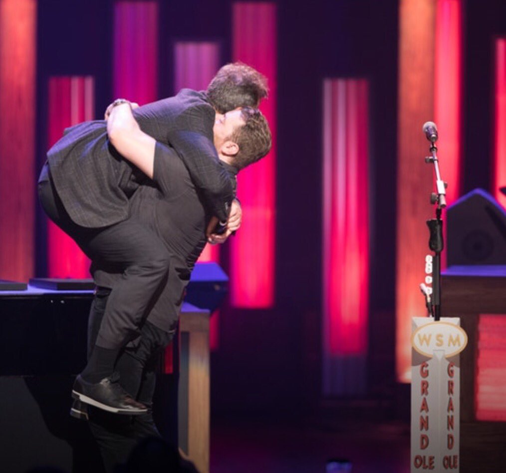Check out the pic <a href="/bigdandbubba/">Big D and Bubba</a> talked about this morning. The moment <a href="/ChrisYoungMusic/">ChrisYoungMusic</a> invited to join <a href="/opry/">Grand Ole Opry</a> last night by <a href="/VGcom/">Vince Gill</a>