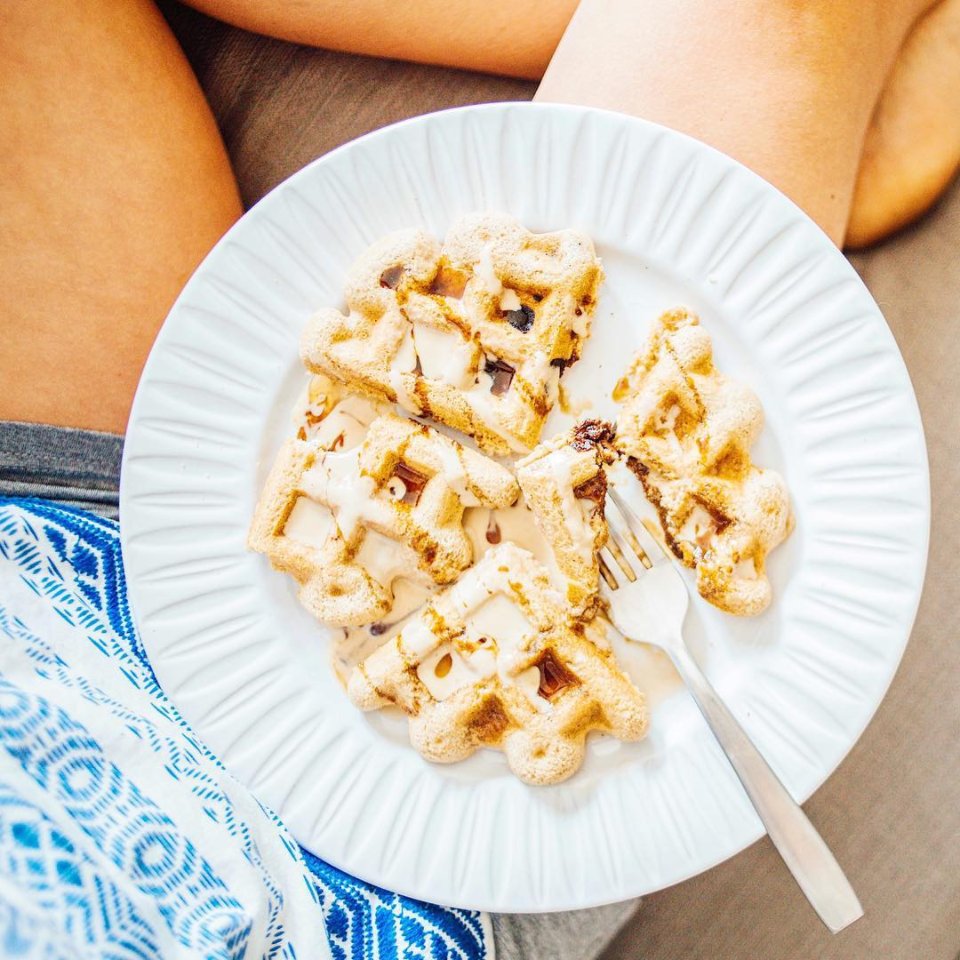 BigTreeFarms's tweet image. Rise and shine, it's #waffle time 🥞🙌🏼✌🏼 Cacao chip waffle topped with Bali Tree Farms Organic #CoconutNectar and #tahini. Yes, please!