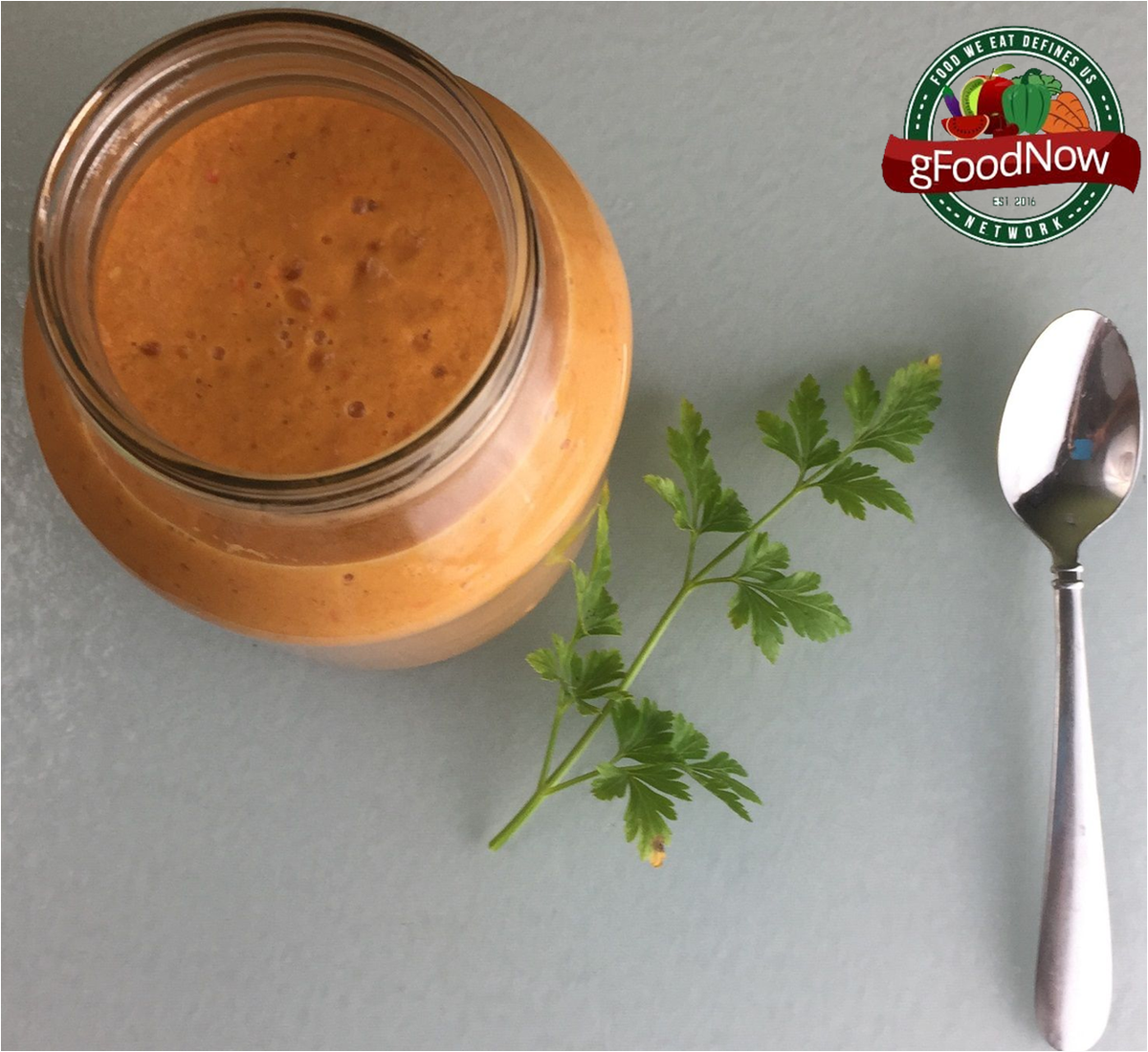 gFoodNow's tweet photo. #Spanish #Gazpacho #soup made with whole wheat #bread, cucumber, green pepper, #spring onion  with smoked #paprika. https://t.co/9p47mXXSRS https://t.co/knAz4BUD1C