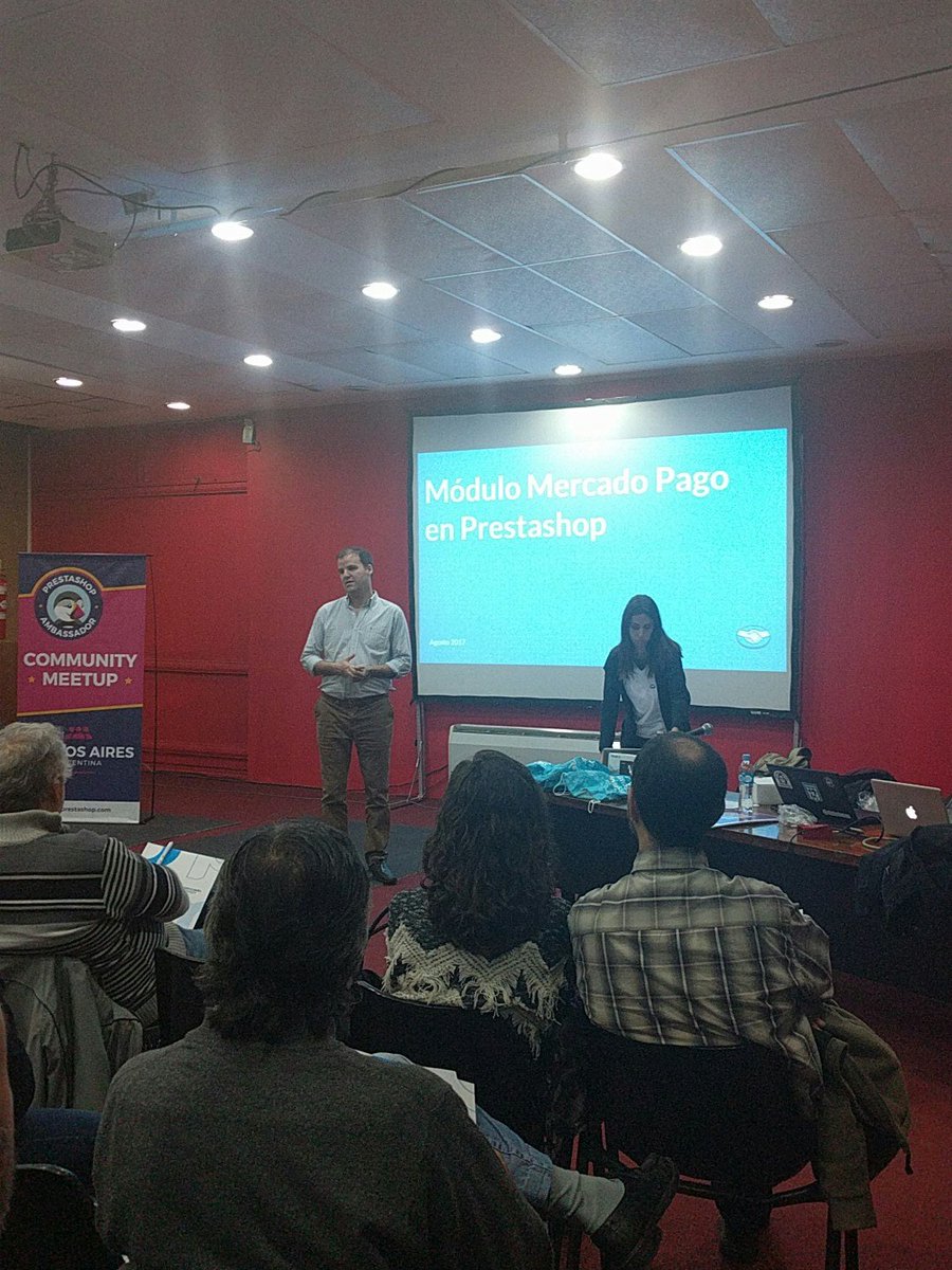 Famfinho's tweet photo. Presentación del módulo oficial de @mercadopago en el meetup de @PrestaShop
#prestashopBA https://t.co/k7GssykicE