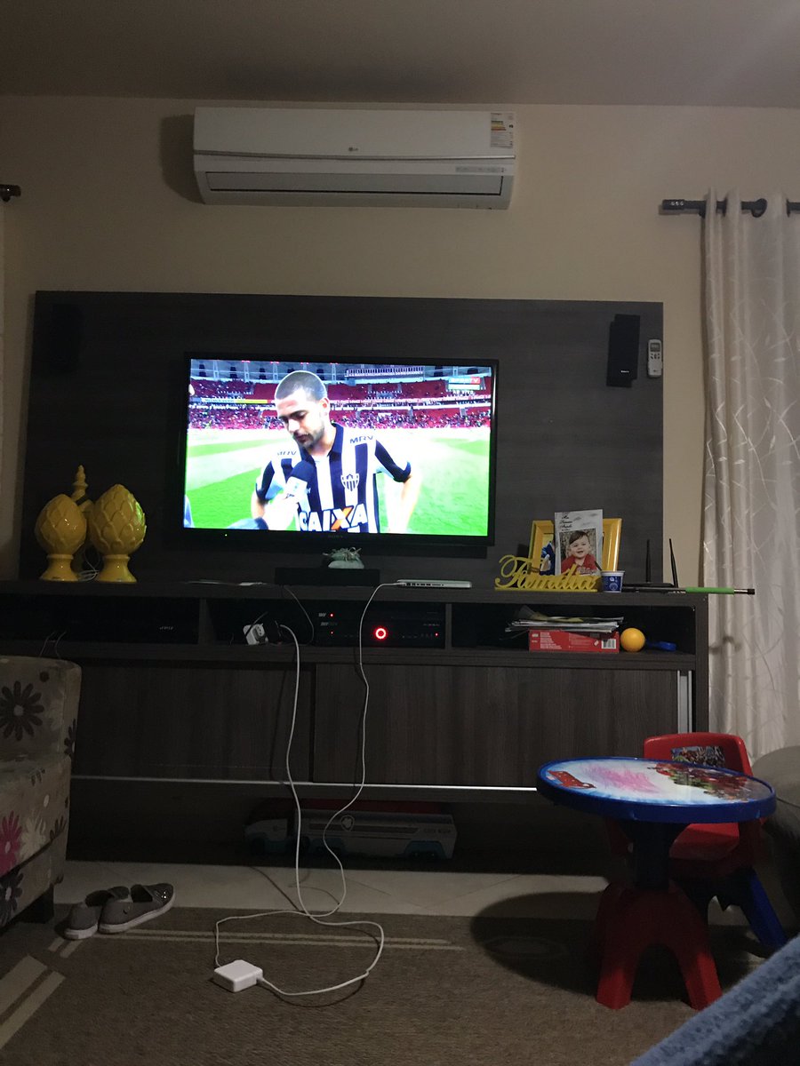GustavoFelten1's tweet photo. Pra não perder p costume 
Atlético mg 1x0 inter🅱️
#SerieB 
#NadaVaiNosSeparar 
#piadaesseinter https://t.co/7fCgZn3pXJ