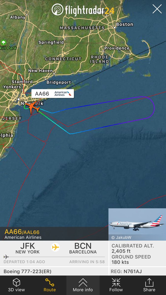 TomPodolec's tweet photo. DIVERSION
American Airlines #AA66 to Barcelona returning to New York. Emergency services standing by as precaution.
https://t.co/GPtnzuKDSI https://t.co/OA63tmhpdB
