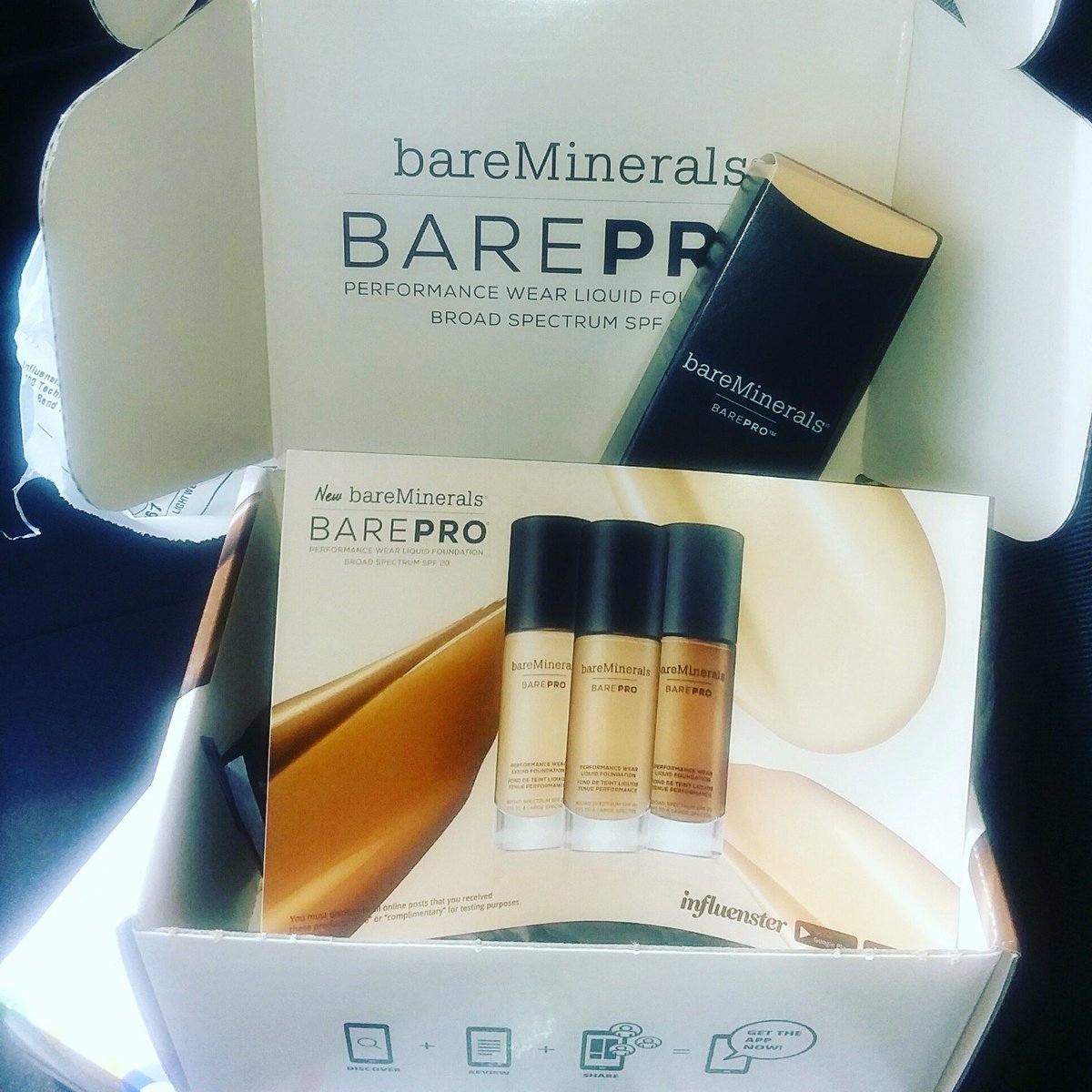 MrsSilva13's tweet photo. @Influenster @bareMinerals #BAREPRO #Contest #Complimentary https://t.co/4jBQqWXxBA
