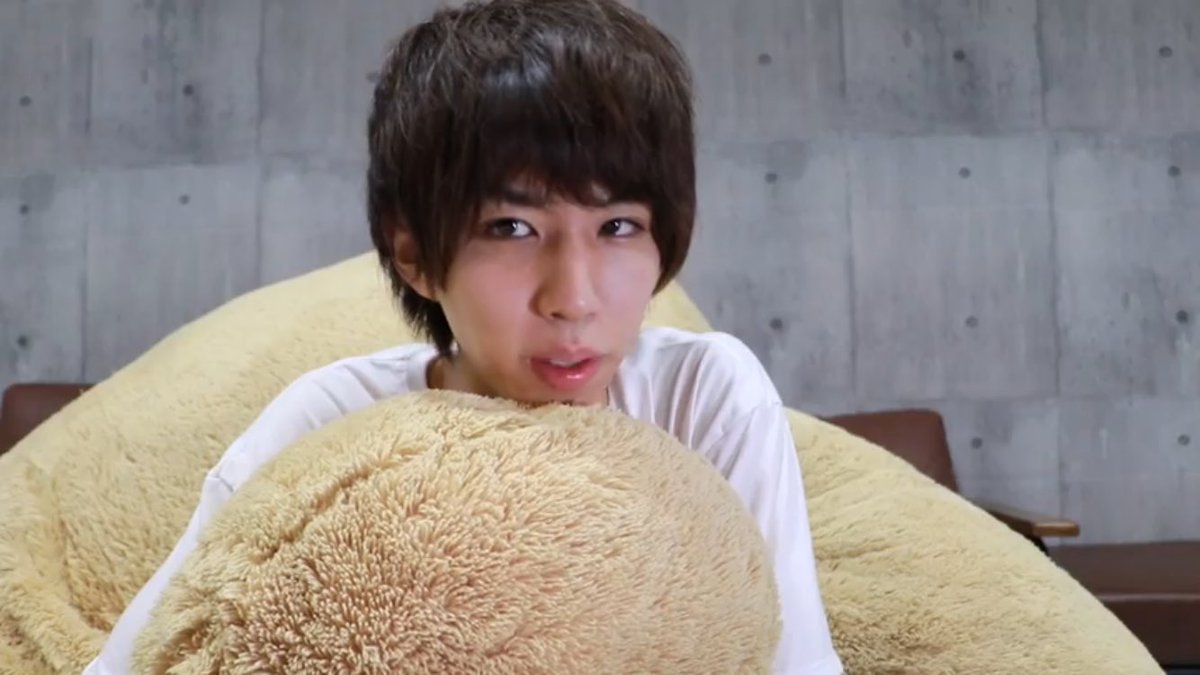 LEwvc0's tweet photo. このはじめんかわいすぎる
5周年おめでとう���ざいます！（昨日？やけど、、）
#はじめしゃちょー https://t.co/u17YBmQmi3