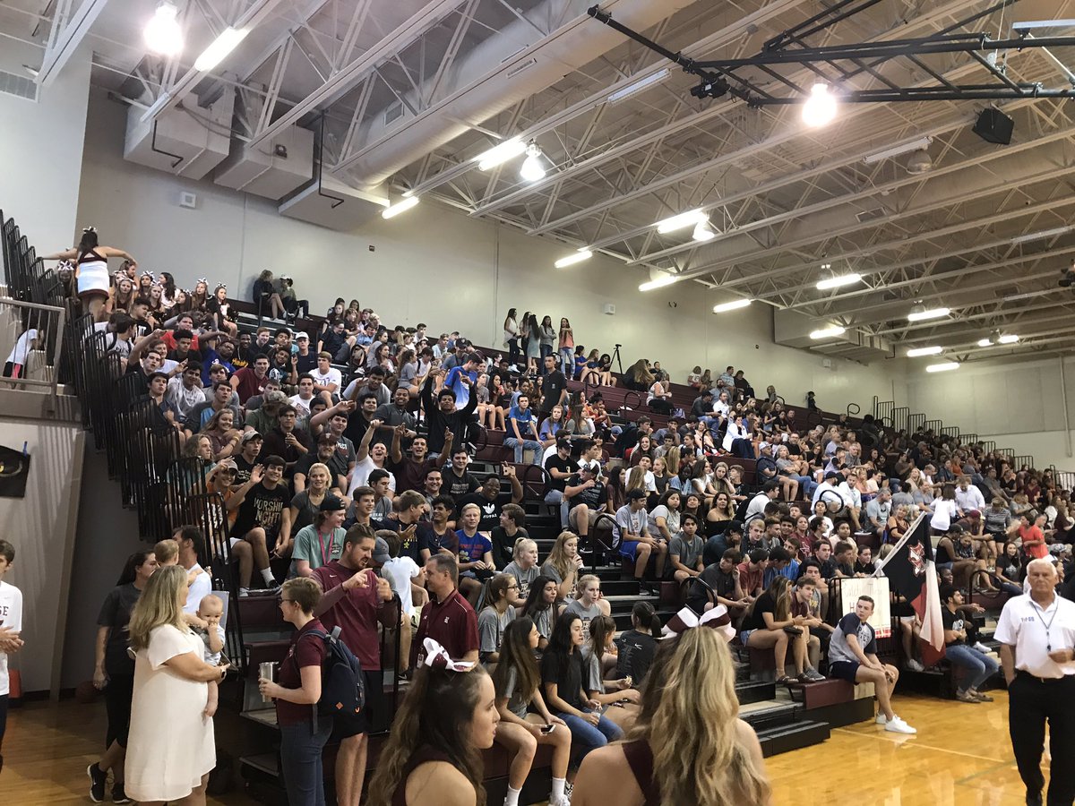 Who HoUSe? RoUSe HoUSe!! #1RoUSe @c_simp1 <a href="/Rouseathletics/">Rouse</a>
