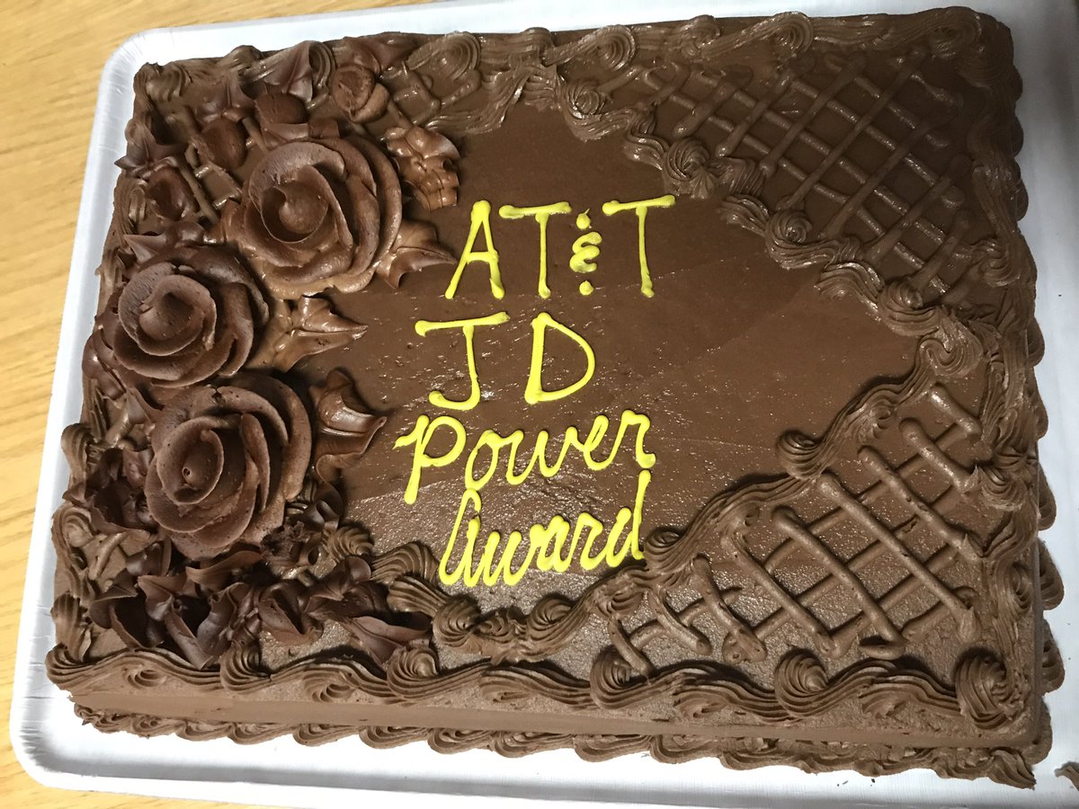 TeamREV_EPHAWKS's tweet photo. Thank you @anthonyetuggle for lunch today!! #TUGGLENATION #JDPOWERAWARD #SolizStrong @anthonyetuggle @johnny_soliz @EP6Hawks https://t.co/sDpEBx7Zno