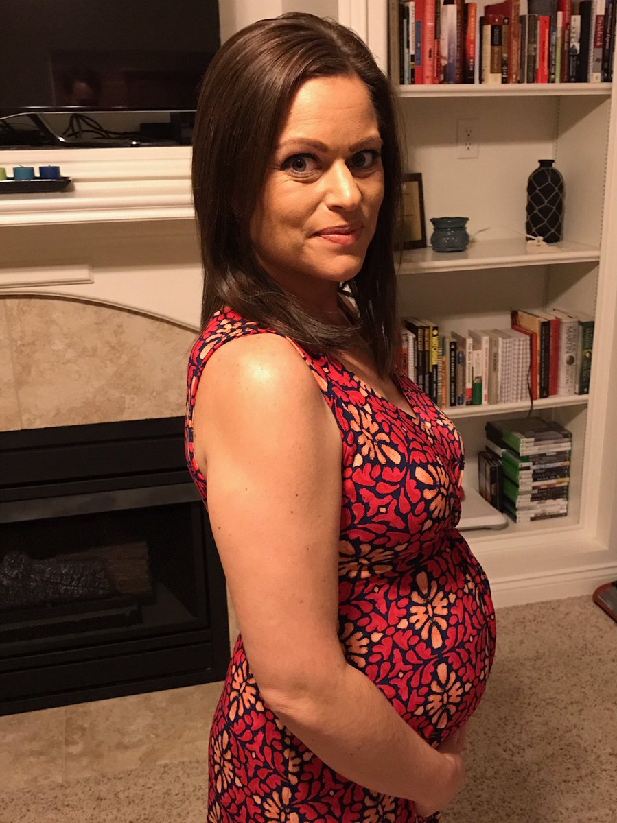 ADeckerNews's tweet photo. Today is officially the start of my 3rd trimester! We're in the home stretch and we can't wait to meet this little guy! @BuckleyTunison https://t.co/77V4smYb8J