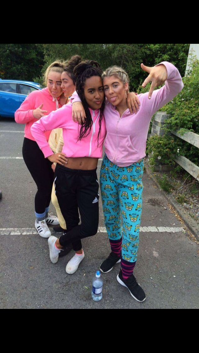 destinycol167's tweet photo. Happy birthday bitcchhhhh 💘💘💘luvvvvv u XXXX hope u enjoyed @Lucy_hayden66 https://t.co/lTPjteezoy