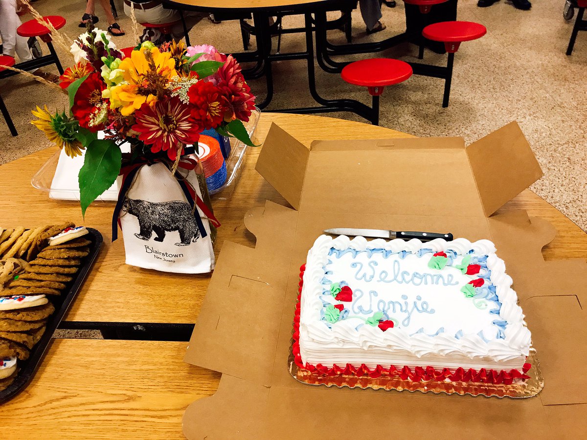 wzhang_tclp's tweet image. Thank you so much, @NorthWarrenHS ! Chinese is finally part of the family!