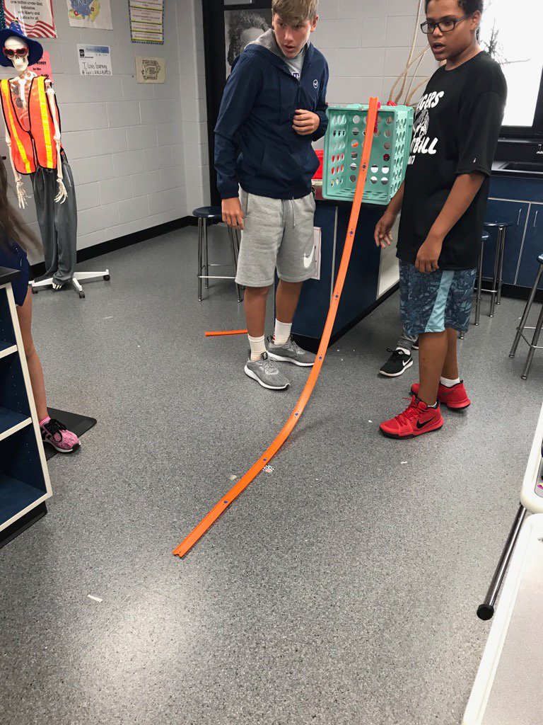 JGCTeach's tweet photo. Playing with Hot Wheels in Science! Determining which car travels the farthest. #tigersunleashed https://t.co/AEZIMd7Pgs
