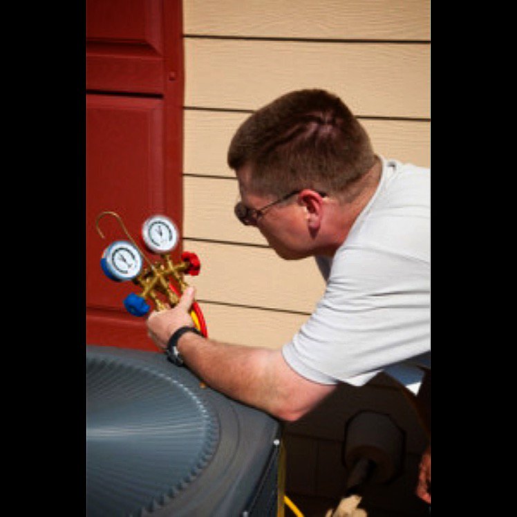 myhvacrepair's tweet image. A summer in Texas is more than hot; it can be downright dangerous. Visit the experts at myhvacrepair.com #HoustonHVAC #HoustonAC