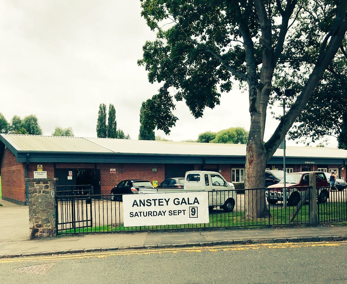 Banners are up!! 🎪👍🏻✅