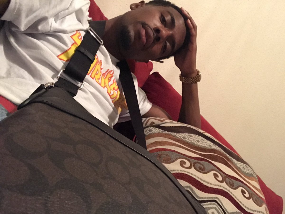 slimnarely's tweet image. 