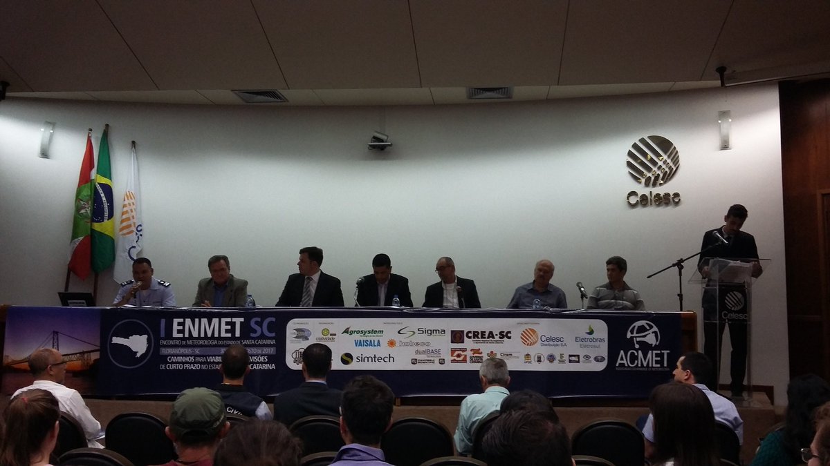 RINDAT_BR's tweet photo. #RINDAT participando do primeiro #ENMET em #SantaCatarina Ajudando a discutir os caminhos do #nowcasting no estado. https://t.co/HgtuAzJTVC