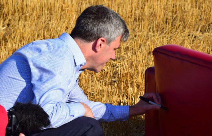 On the <a href="/redcouchtour/">Red Couch Tour</a>, with our DM talking about our role and contributions in #CdnAg history of #Canada150 ow.ly/4nKL30eNfp7