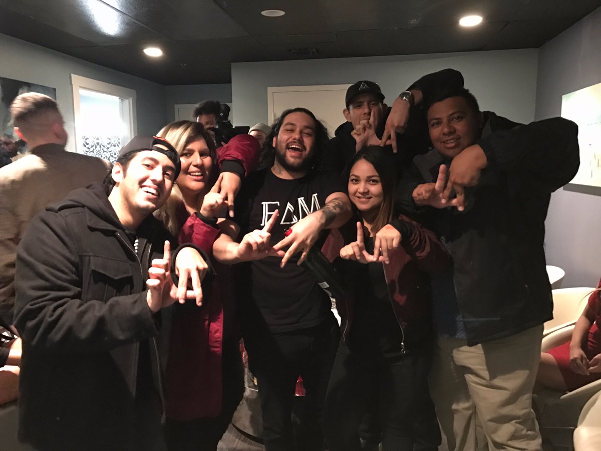 luh_nae's tweet photo. @Deorro Happy BIRTHDAY DADDY!!!! #vancouver #latillidie https://t.co/xR80GpWPnc