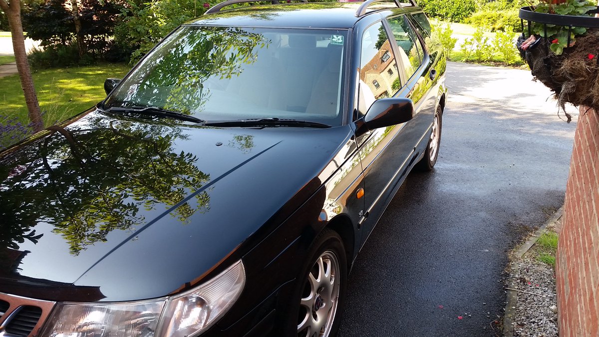 erictedd's tweet image. We do a local #Chauffeur Service  @Struttssalon - for those who don't drive - door to door service - this is Gladys #Midlandshour #Saab