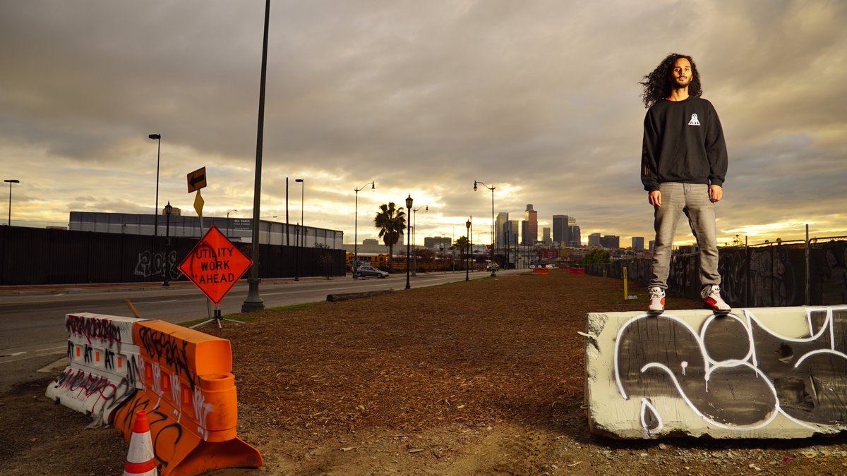 worldwidefm's tweet image. WW LA Weds Drummers Inc LA edition until 2pm PST / 10pm BST @FemiOnDrums  w/ Te'Amir Sweeney &amp;amp; @tommasocapp live 3 way improv ahead