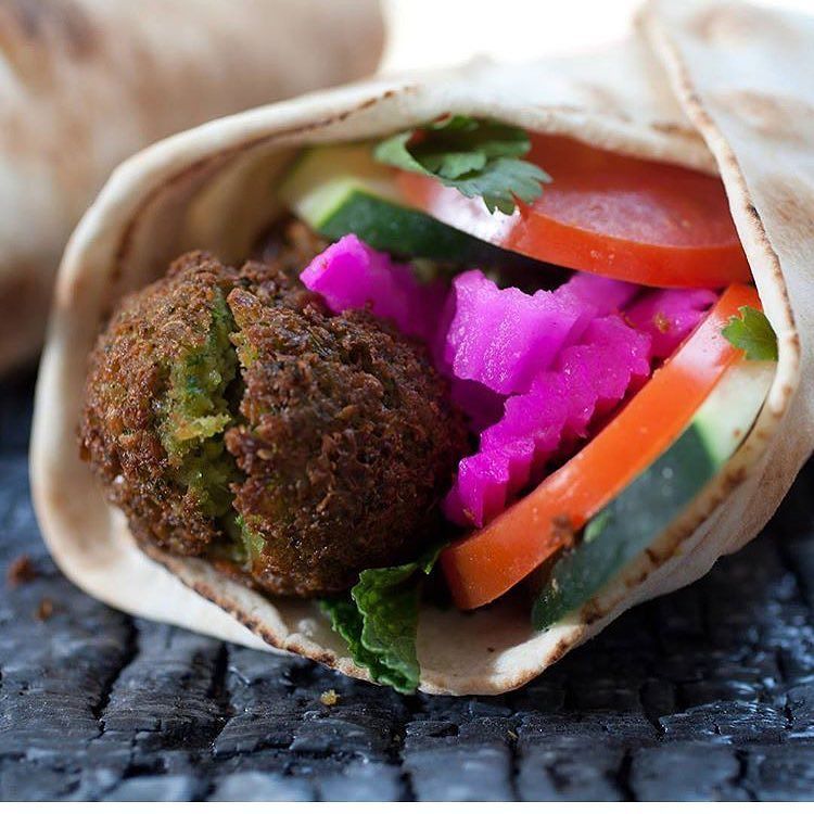 falafilldet's tweet photo. Come in TODAY. Buy one get the same half off. 
ORDER ONLINE DETROIT SHOP! 
Pick-up🏃🏽 Delivery🚗
CALL SHOP
313.338.3… https://t.co/m1tpRGoV7E https://t.co/juvLvn3YHu