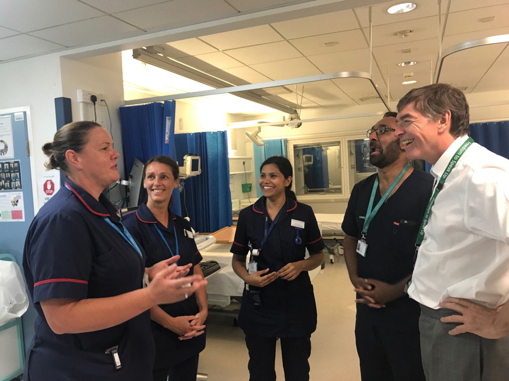 An honour to join ED teams last night <a href="/SMH/">The Sydney Morning Herald</a> to see dedicated care <a href="/ImperialNHS/">Imperial NHS 💙</a> gives to Londoners #NottingHillCarnival