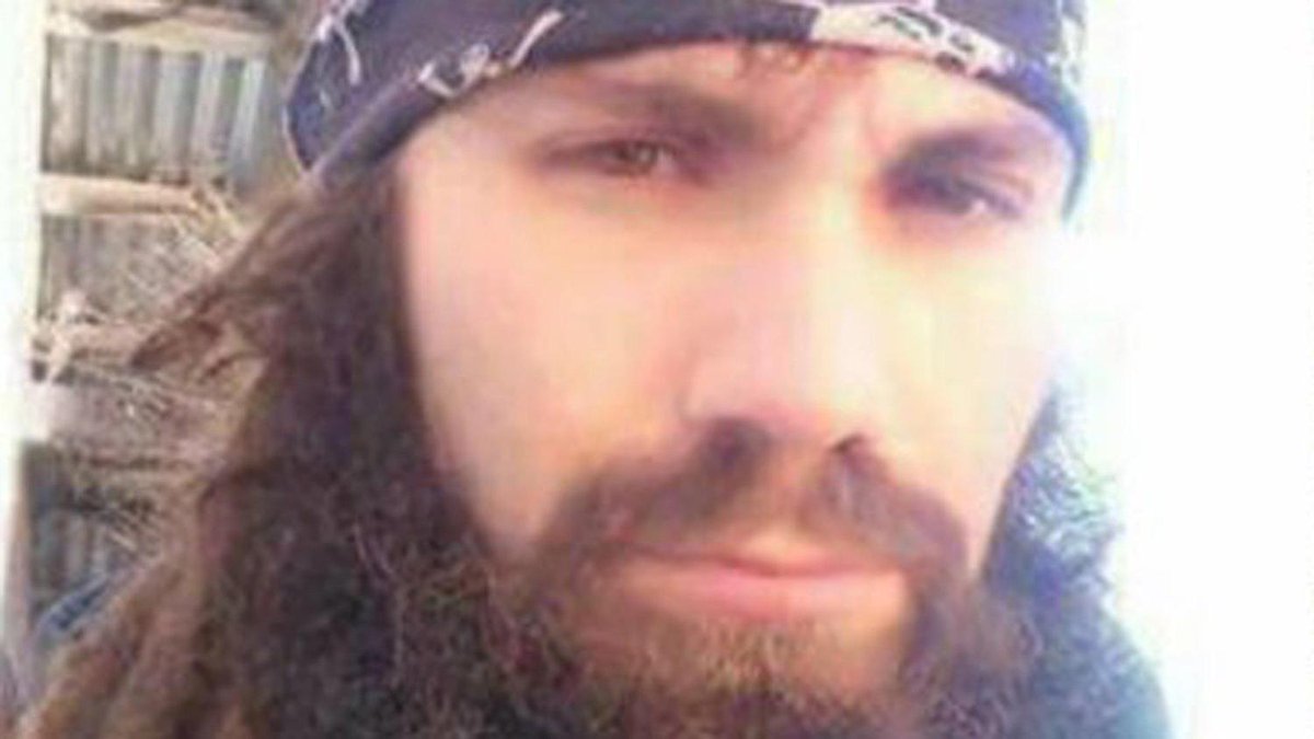 LANACION's tweet photo. Sancionan a una docente por dar una clase sobre el caso de Santiago Maldonado https://t.co/JQCF3X9Tur https://t.co/5IKEFaRQYO