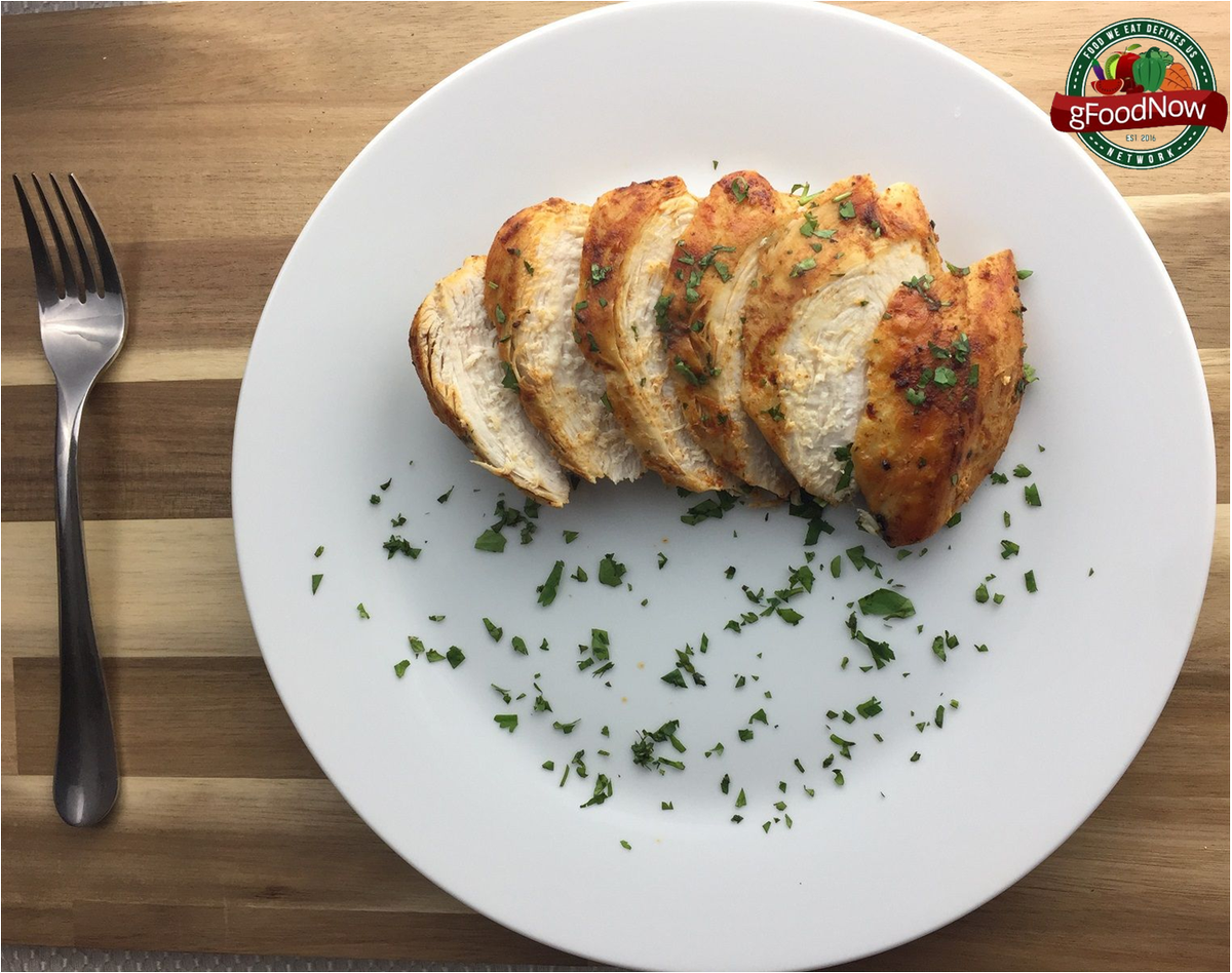 gFoodNow's tweet photo. Get all nutrients you need to maintain your health. 8oz #Roasted #Chicken served with #Breast Chicken 8oz &amp; spices. https://t.co/GHblUijT8s https://t.co/nfWqKGcN5v