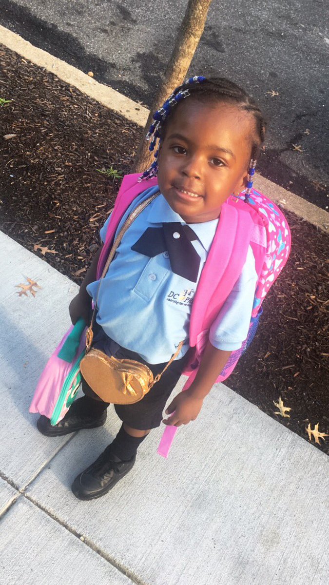 taytay_wayyy's tweet photo. Her First Day😬📚💕 #DcPrep #PreK3 ❤️‼️ https://t.co/P5KzbpFc7y