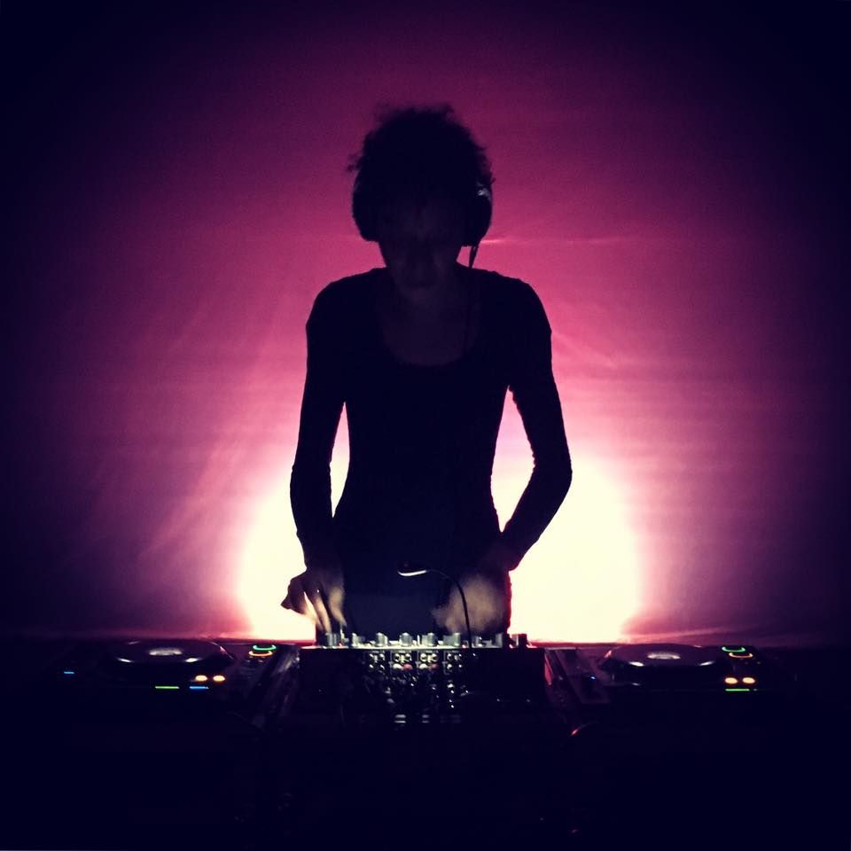 thatsrud's tweet image. Inspired by her drive, generous spirit and funky fresh music. Excited to have @djholographic playing Rüd! buff.ly/2xygxRS
#wcw