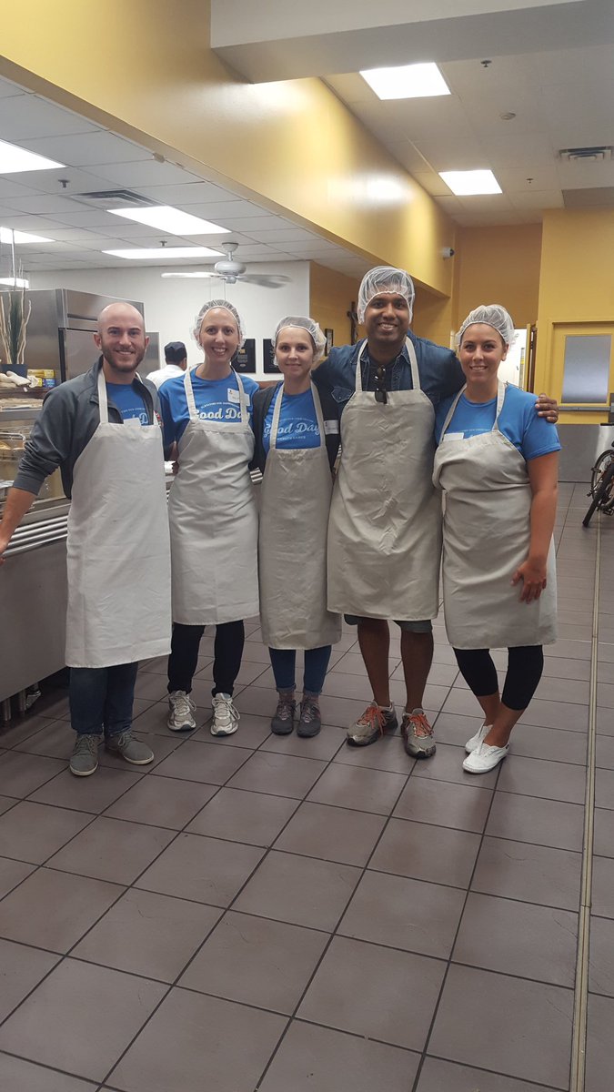 alexjtraynor's tweet photo. Serving food at @goodshepherd_to for #MercerGoodDay @MercerCanada #escapethecube @samaallen https://t.co/MJVLEEk272