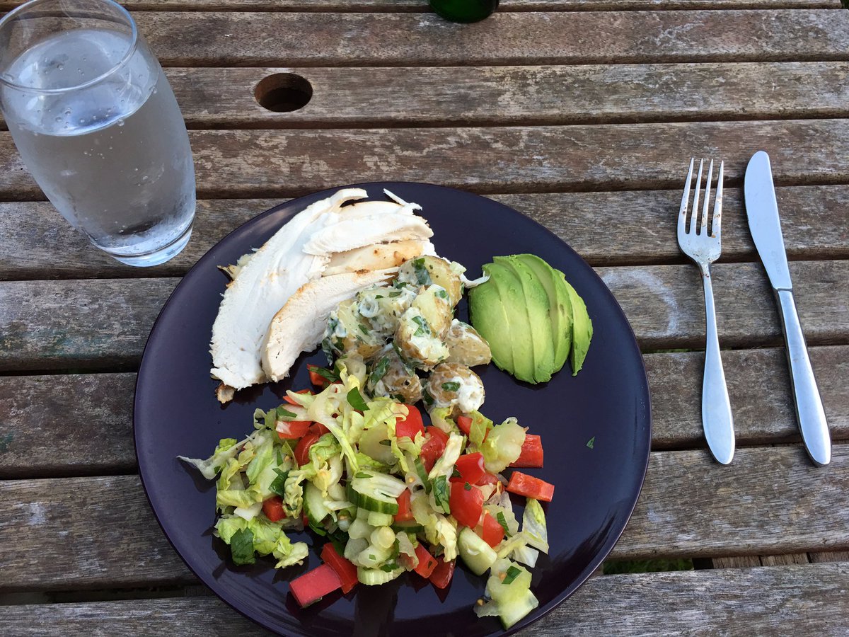 kisseyskitchen's tweet photo. From hot sunny day food to wholesome warm me up grub! #comfortfood #nutrition #homestyle #Goodfood https://t.co/S9Oi2iipDK