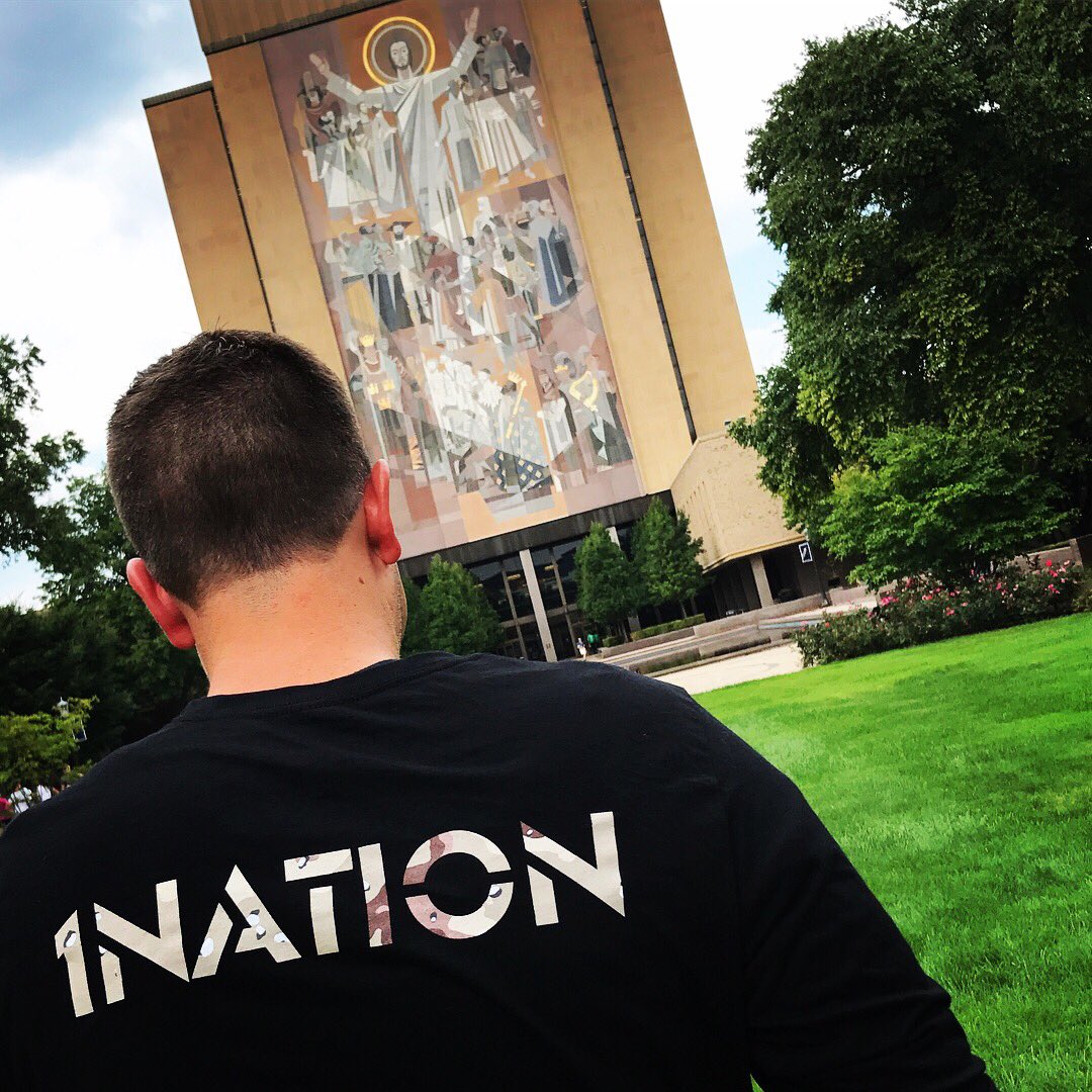 DJStickyBoots's tweet photo. Thx @FLOSSTRADAMUS for the dope new gear ⚠️🍀⚠️ #hydnation #fightingirish #NotreDame #WARNINGwednesday #touchdownjesus
#flosstradamus #hdybyz https://t.co/tPqcnGtVoL