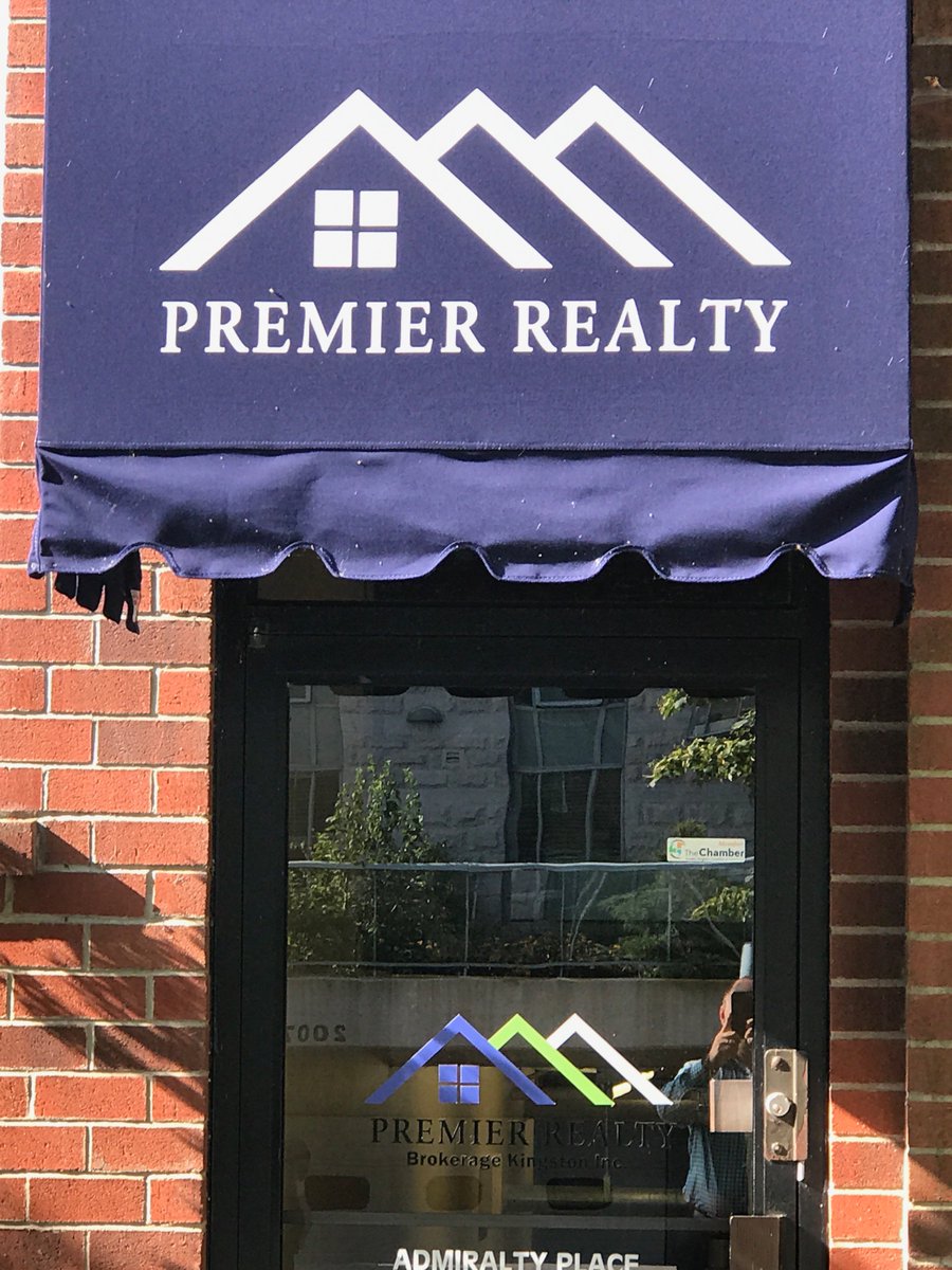 AJKeilty's tweet image. I knew I recognized this @PremierRealtyBr logo from somewhere...hmm. #YGK