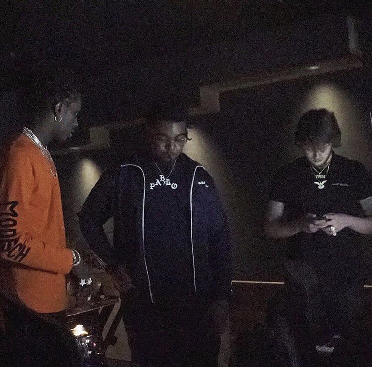 YoungThugDirect's tweet photo. Young Thug, Wheezy &amp; Murda Beatz in the studio 🔥👀 https://t.co/MAkNcDiC5k